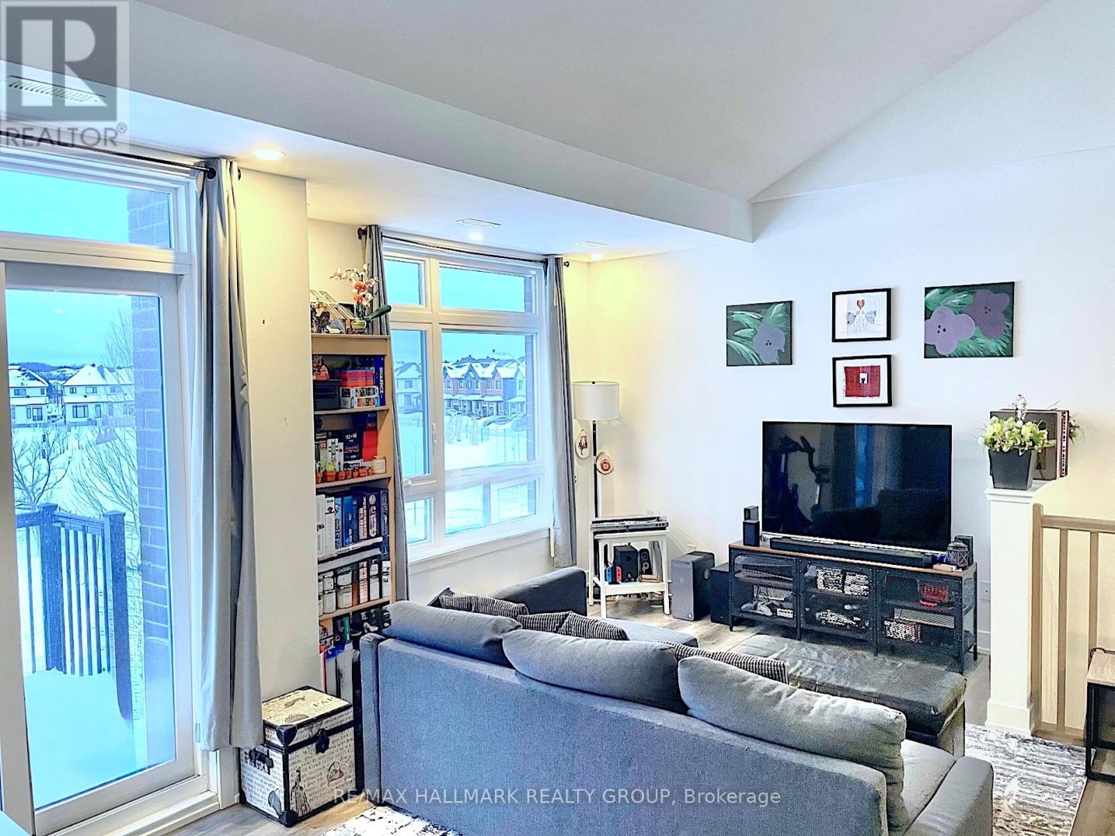 I - 300 Tulum Crescent