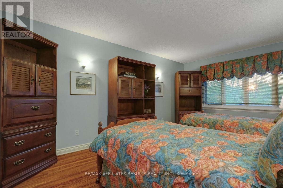 30 Pentland Crescent