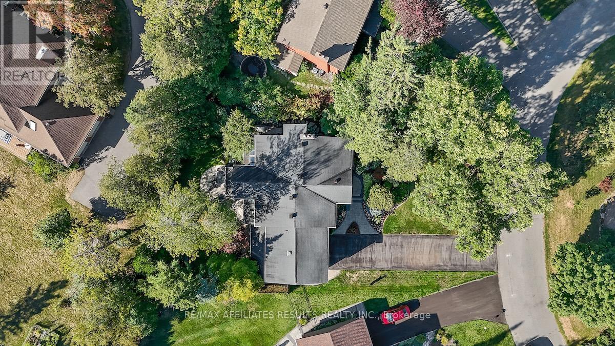 30 Pentland Crescent