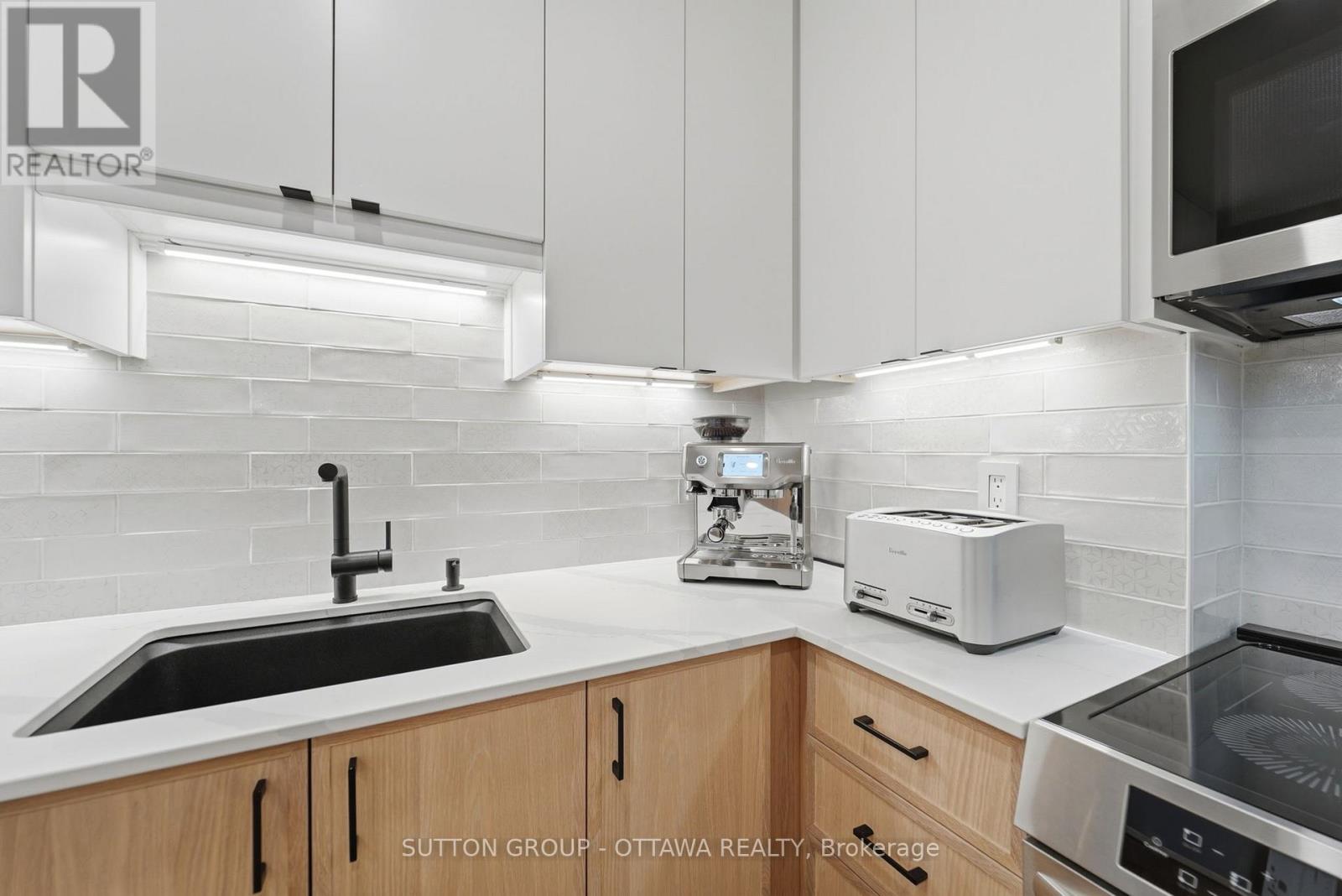 101 - 268 Lorry Greenberg Drive