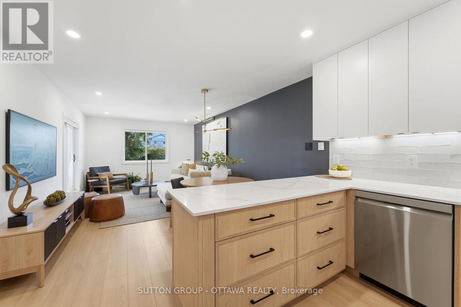 101 - 268 Lorry Greenberg Drive