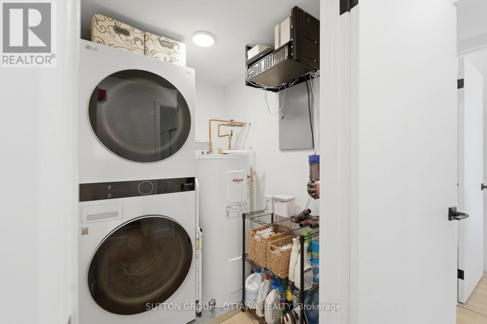 101 - 268 Lorry Greenberg Drive