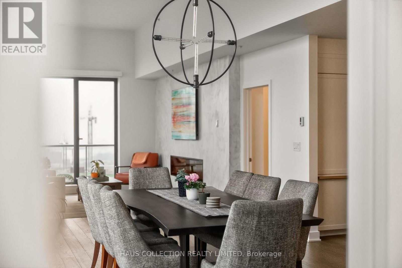 Ph2302 - 20 Daly Avenue