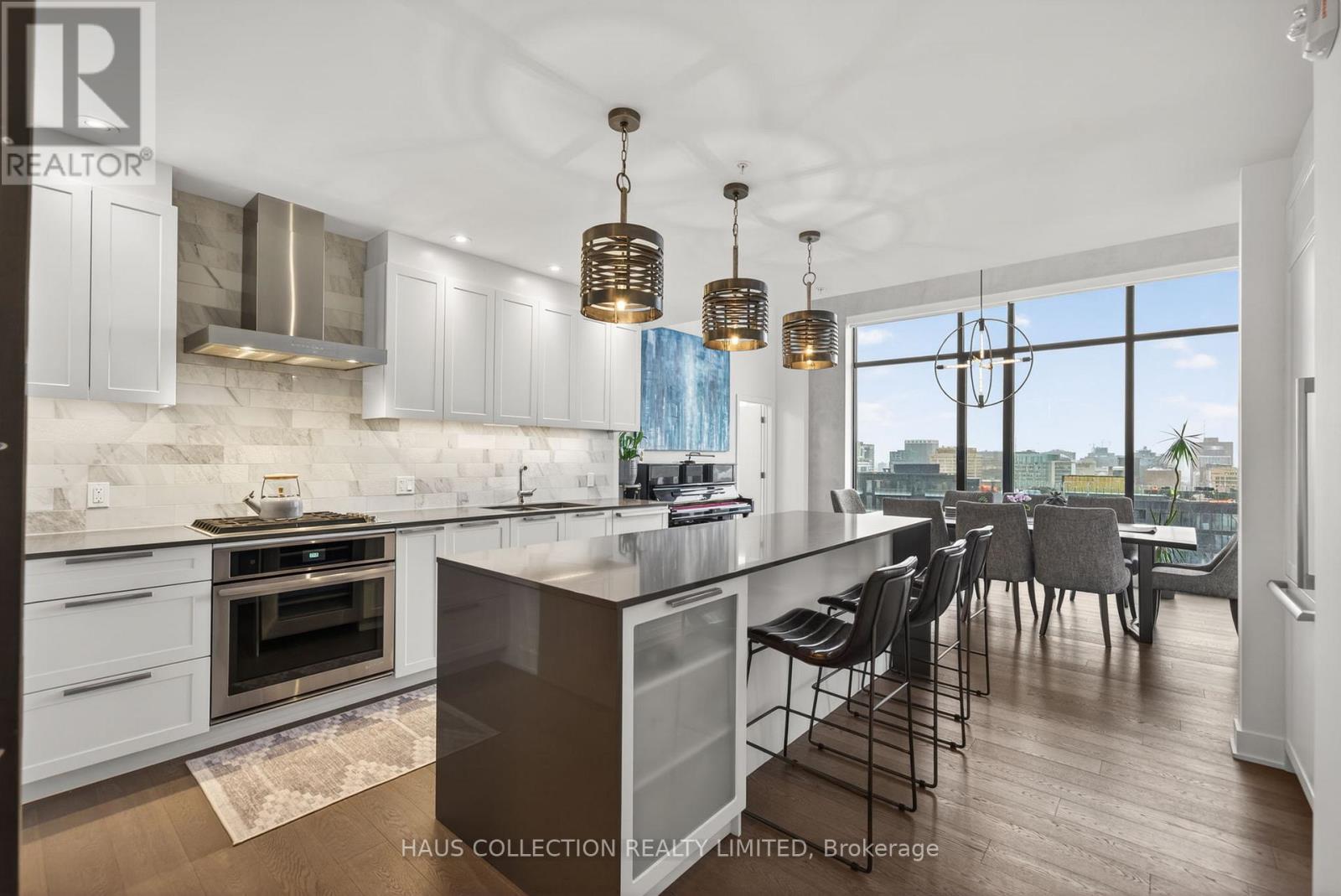 Ph2302 - 20 Daly Avenue