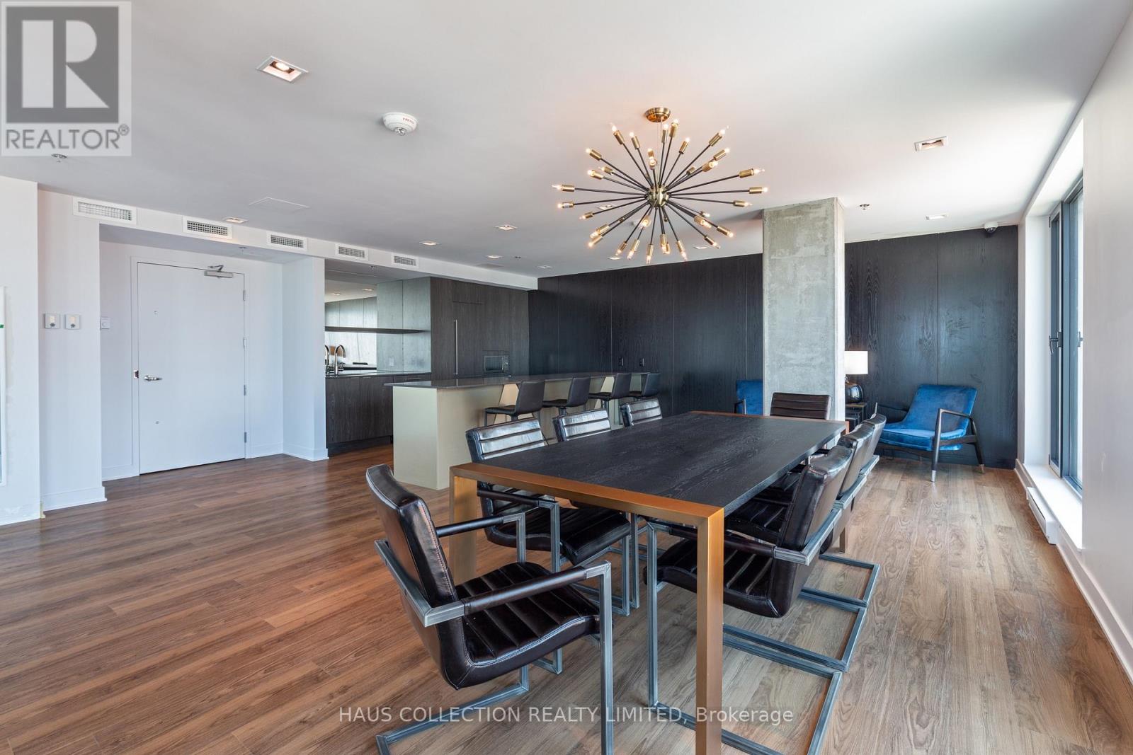 Ph2302 - 20 Daly Avenue