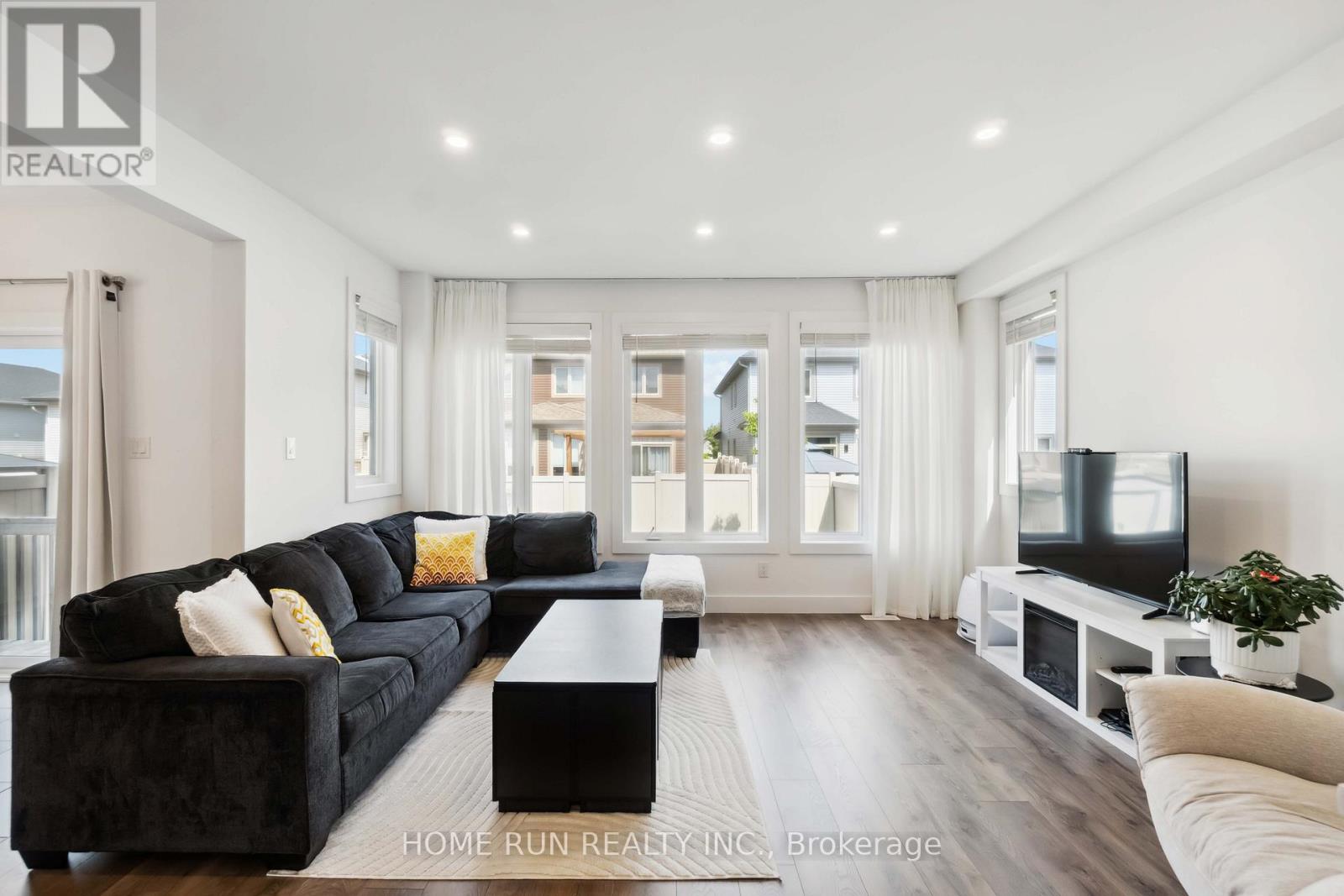 334 Haliburton Heights