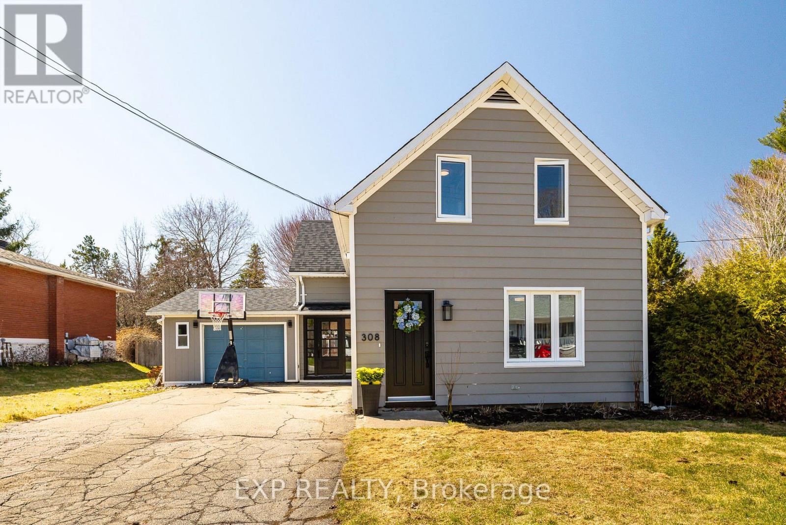 308 St George Street