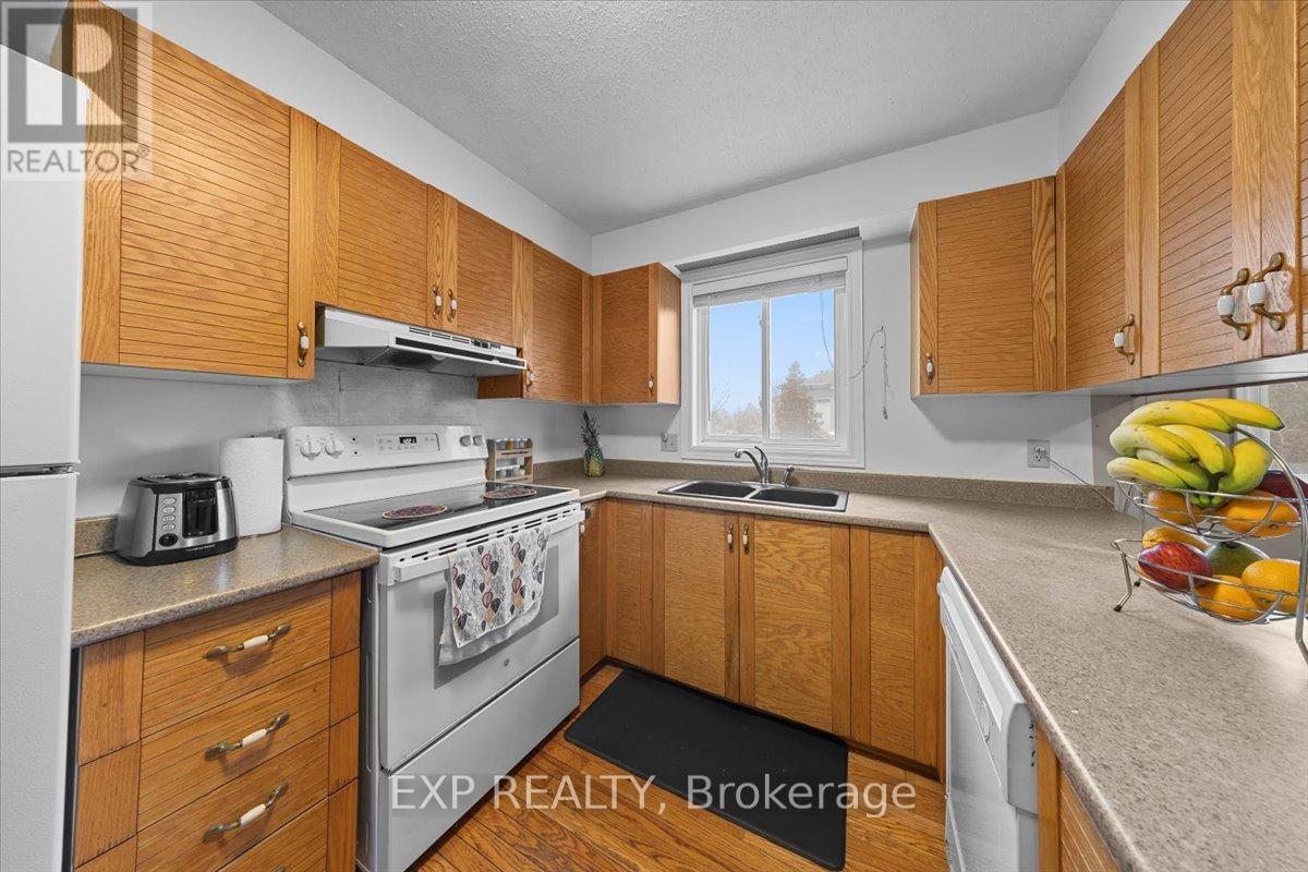 140 Castlegreen Private