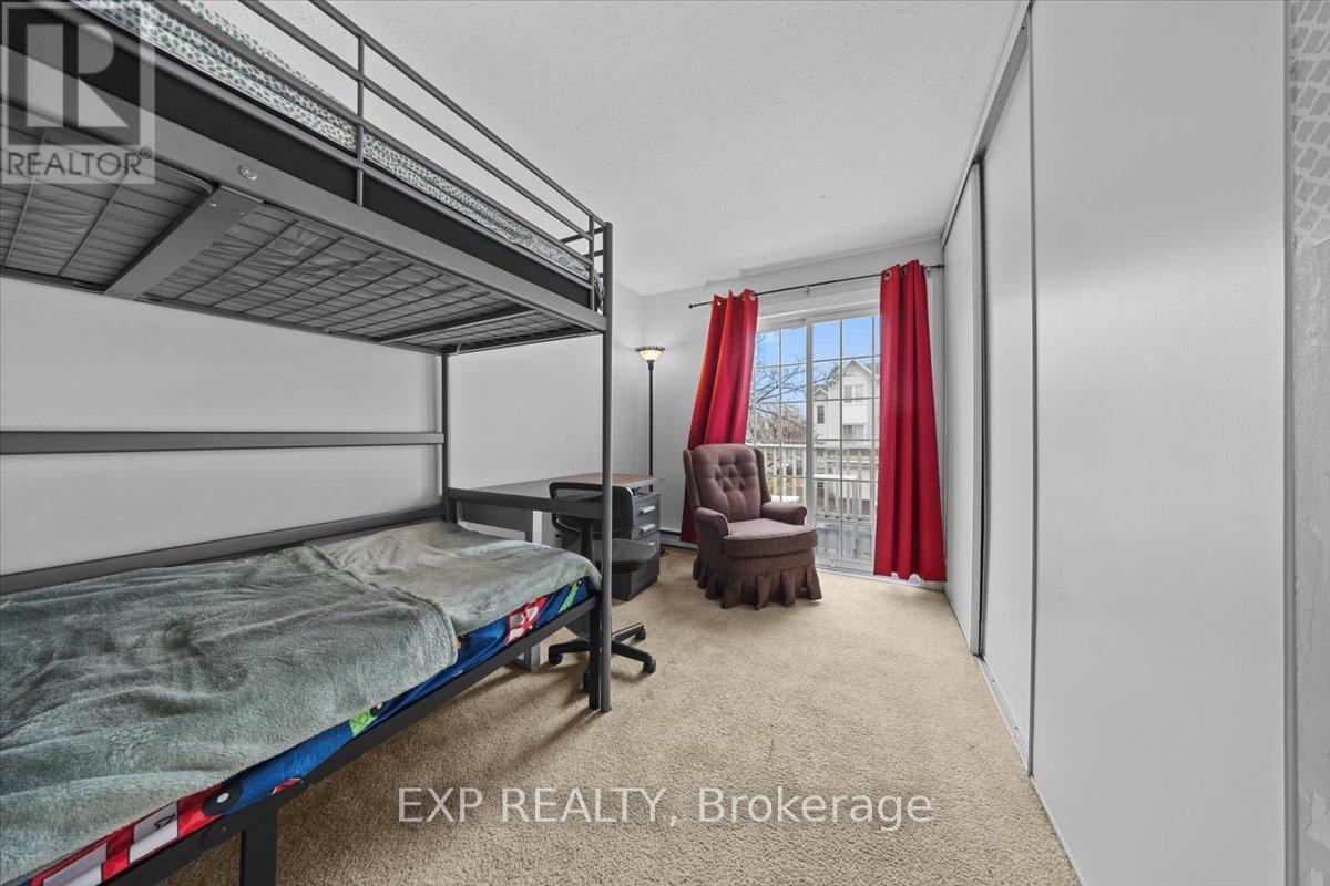 140 Castlegreen Private