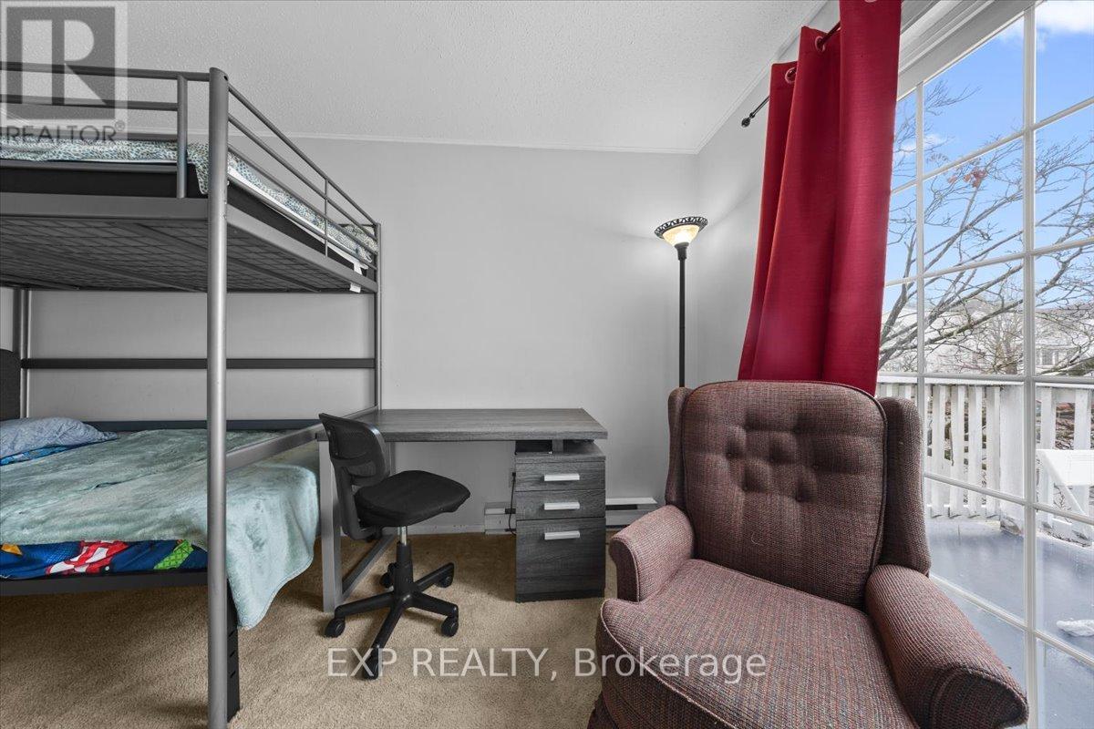 140 Castlegreen Private