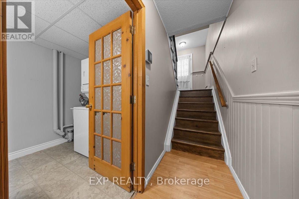 140 Castlegreen Private