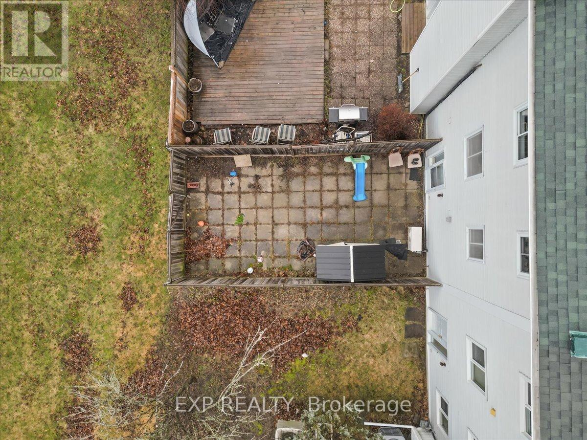 140 Castlegreen Private