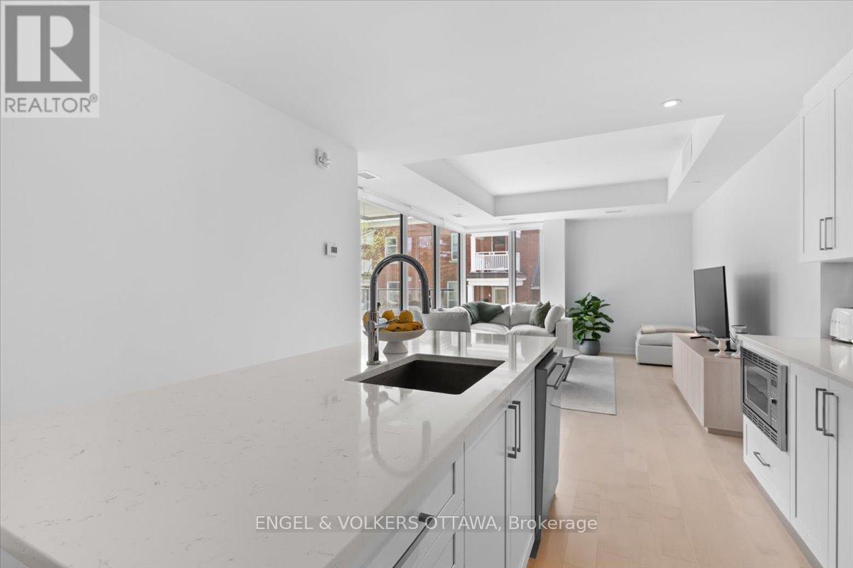 201 - 11 Galt Street