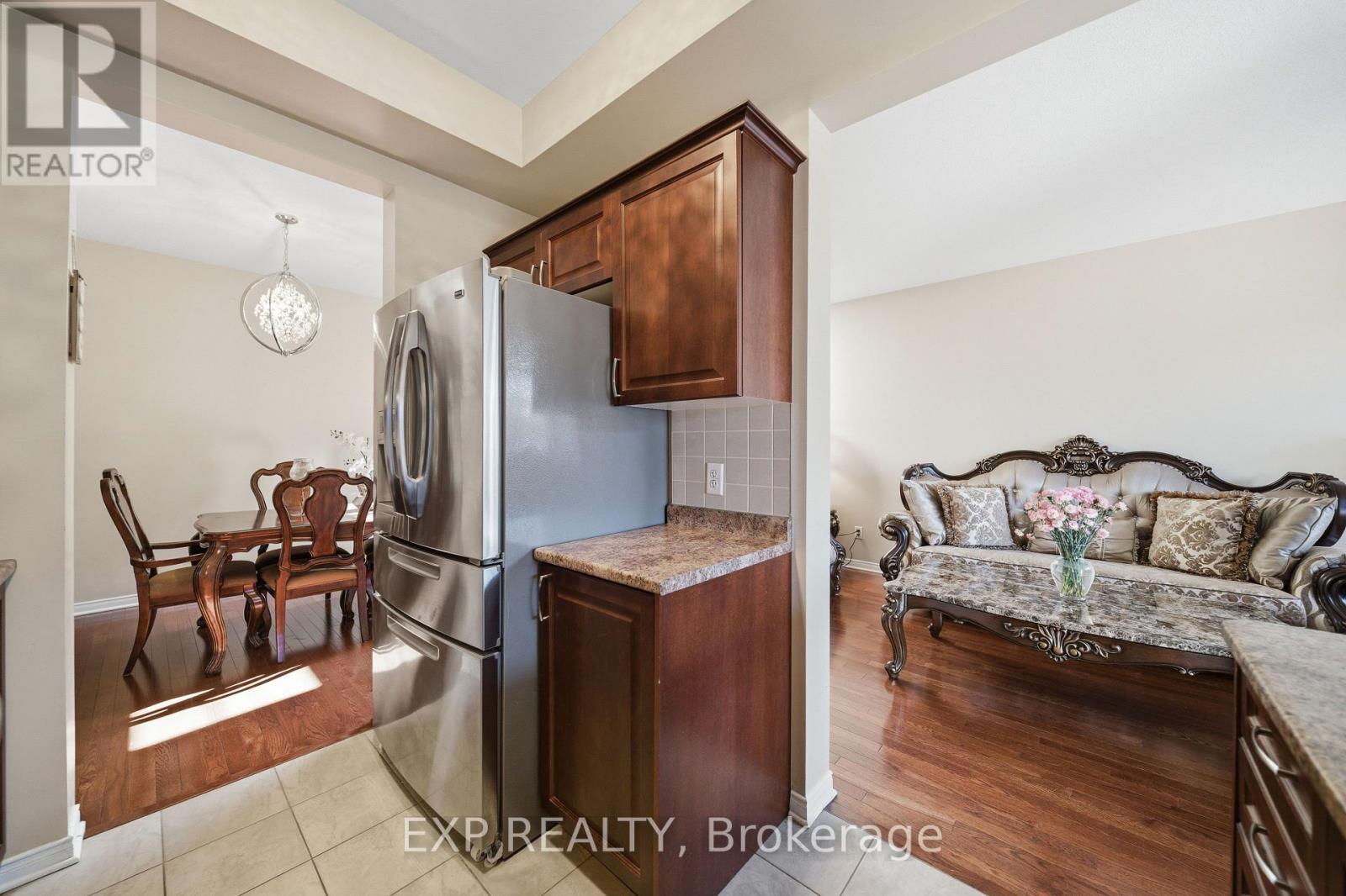 587 Pepperville Crescent