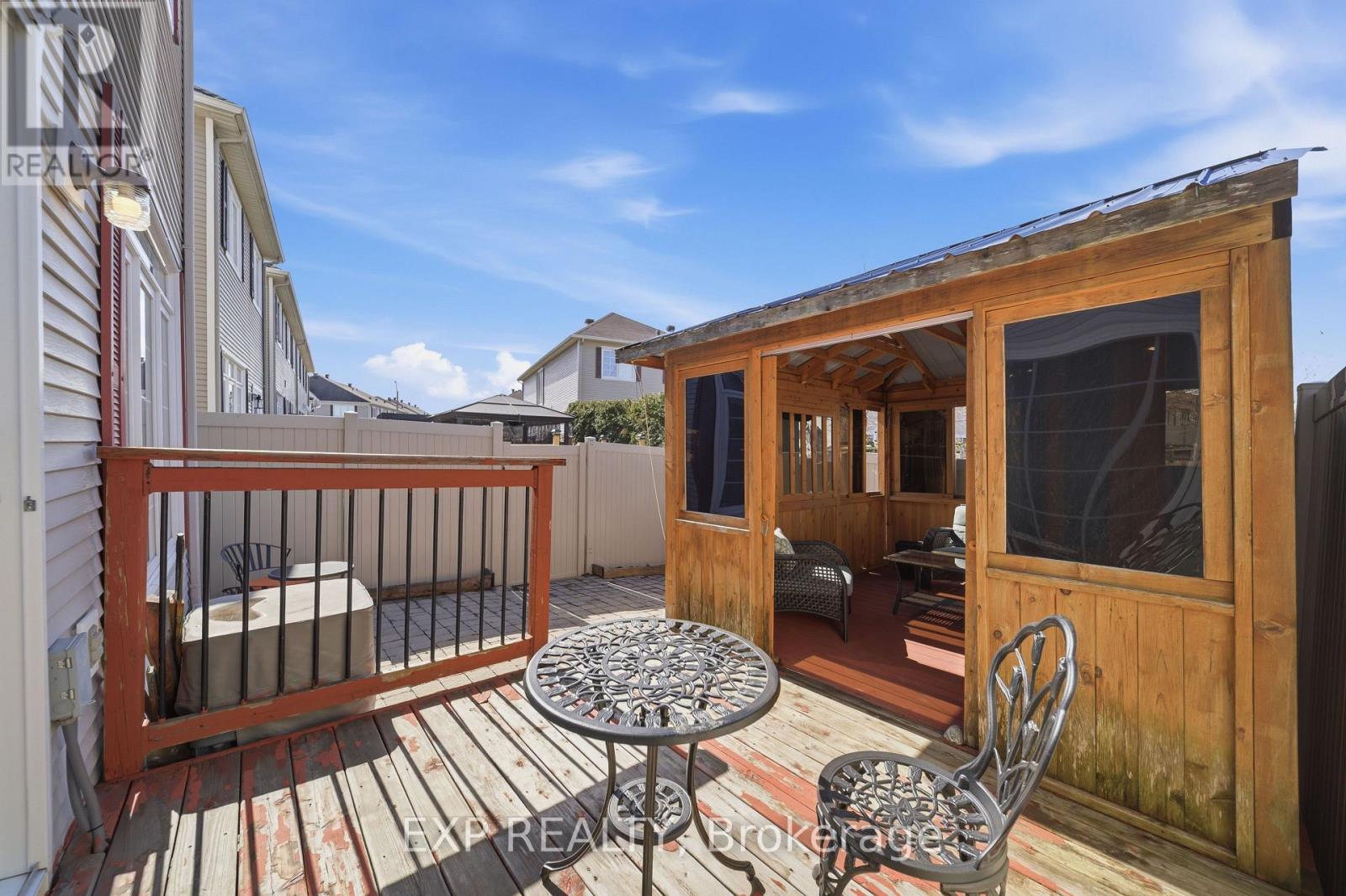 587 Pepperville Crescent