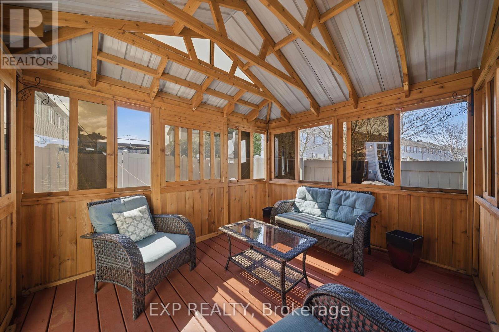 587 Pepperville Crescent