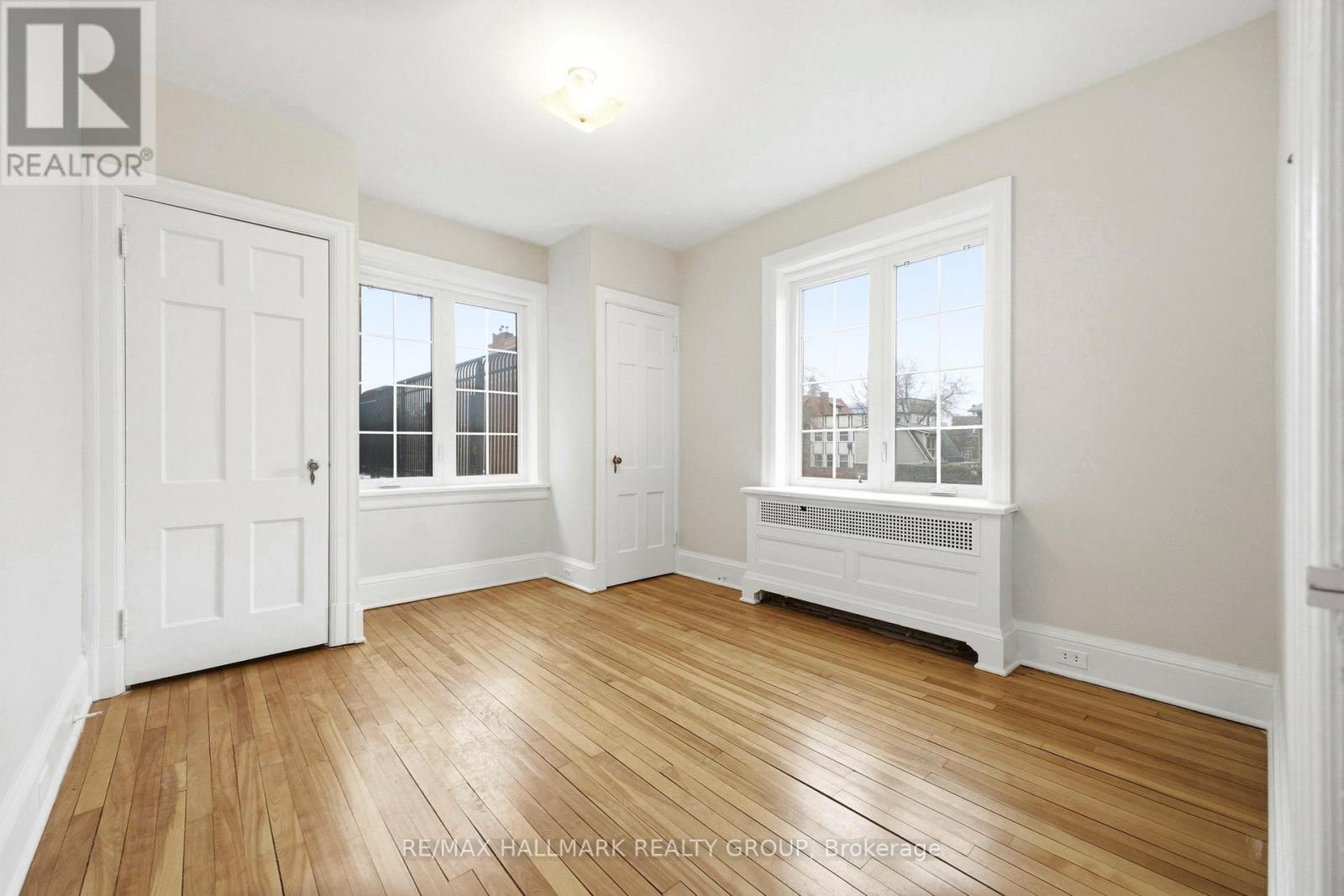 1c - 260 Metcalfe Street