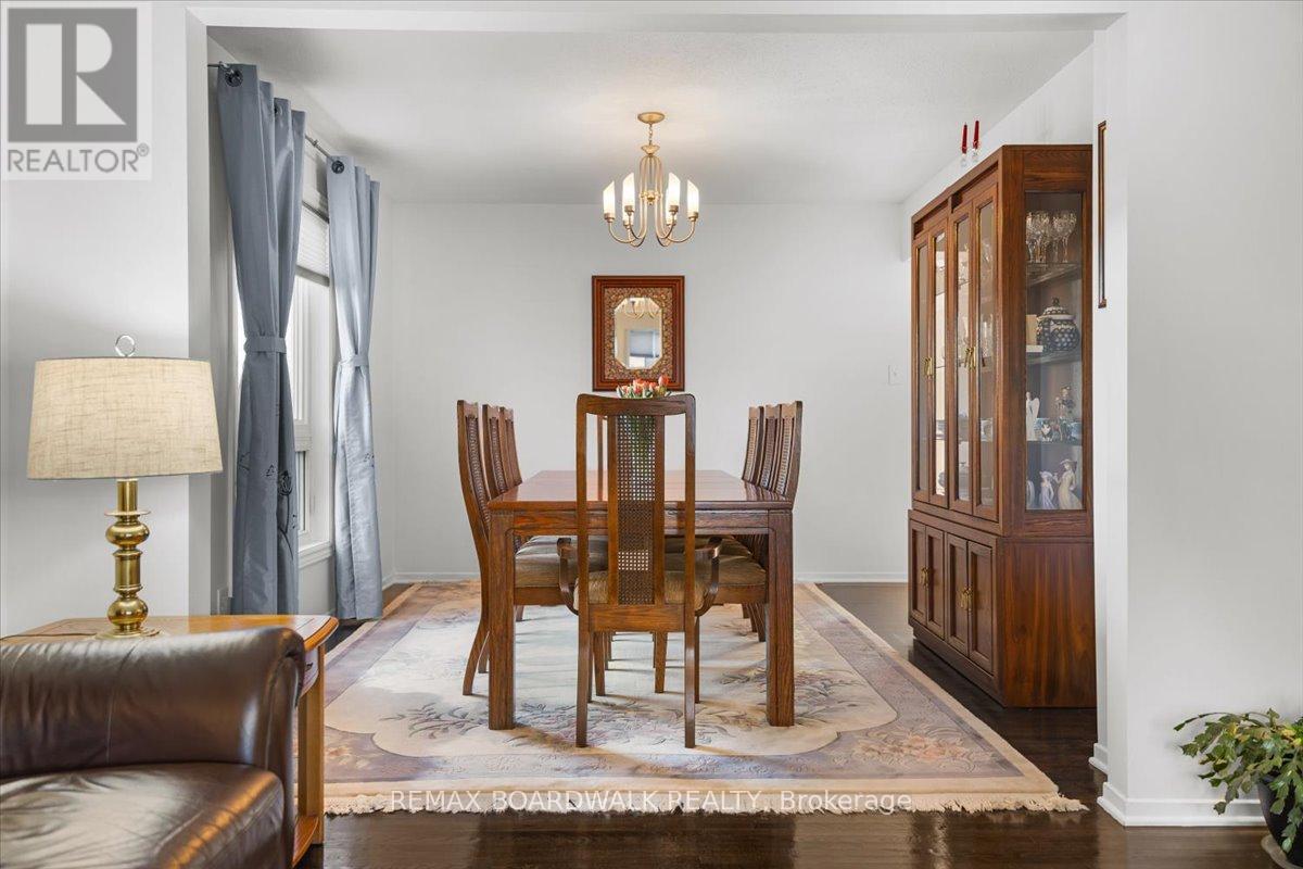 6241 St Albans Court