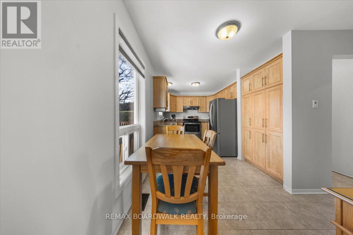 6241 St Albans Court