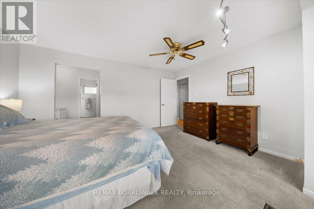 6241 St Albans Court