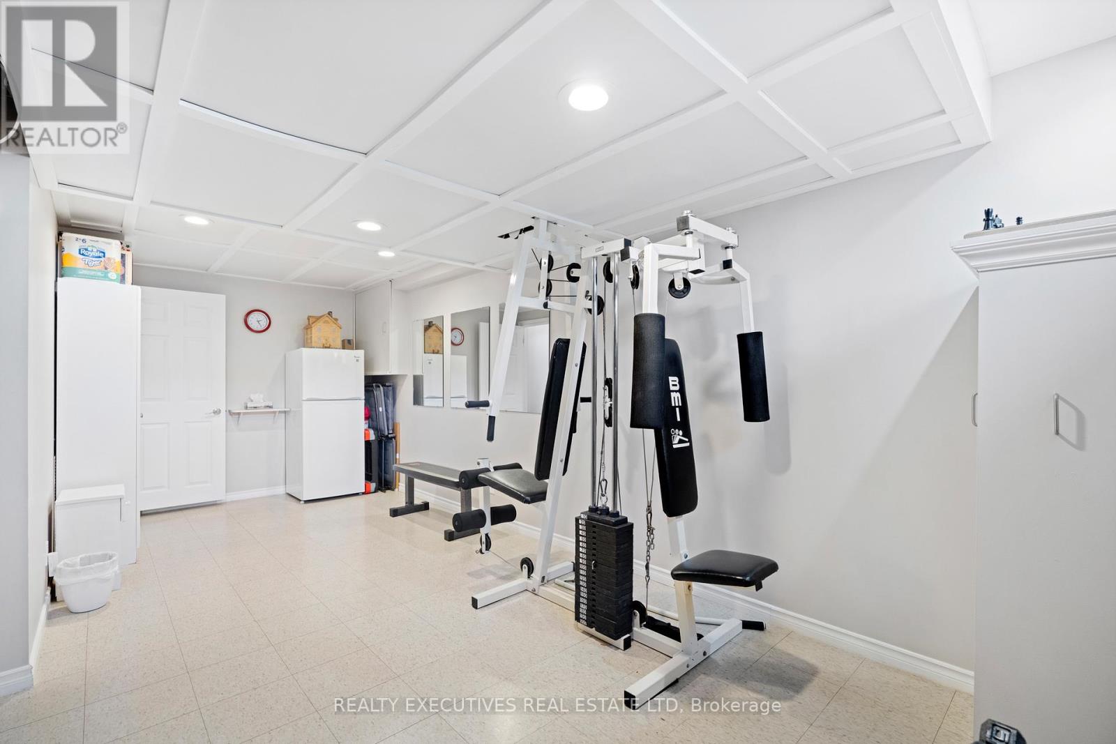 5520 Bridlewood Court