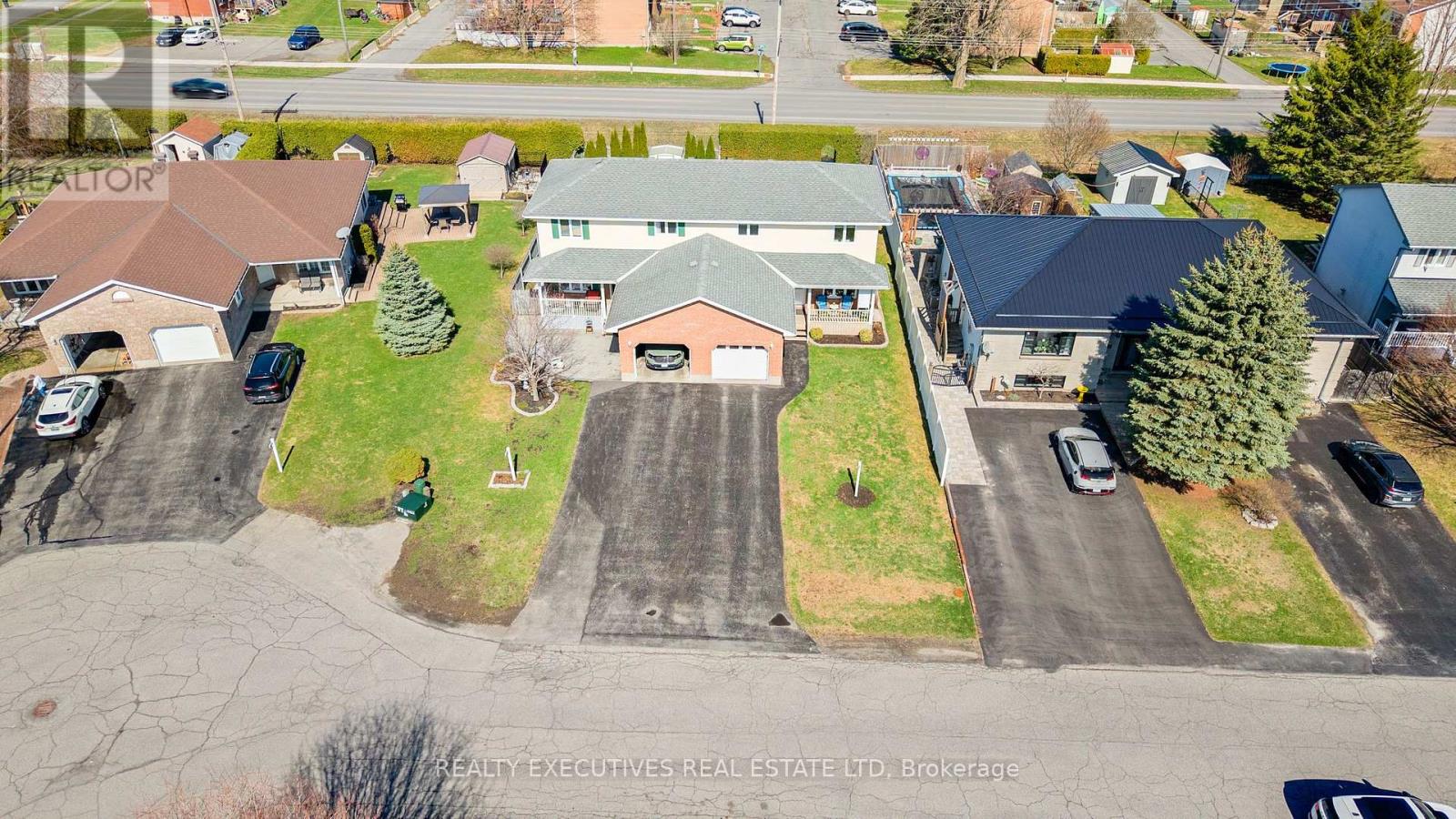 5520 Bridlewood Court