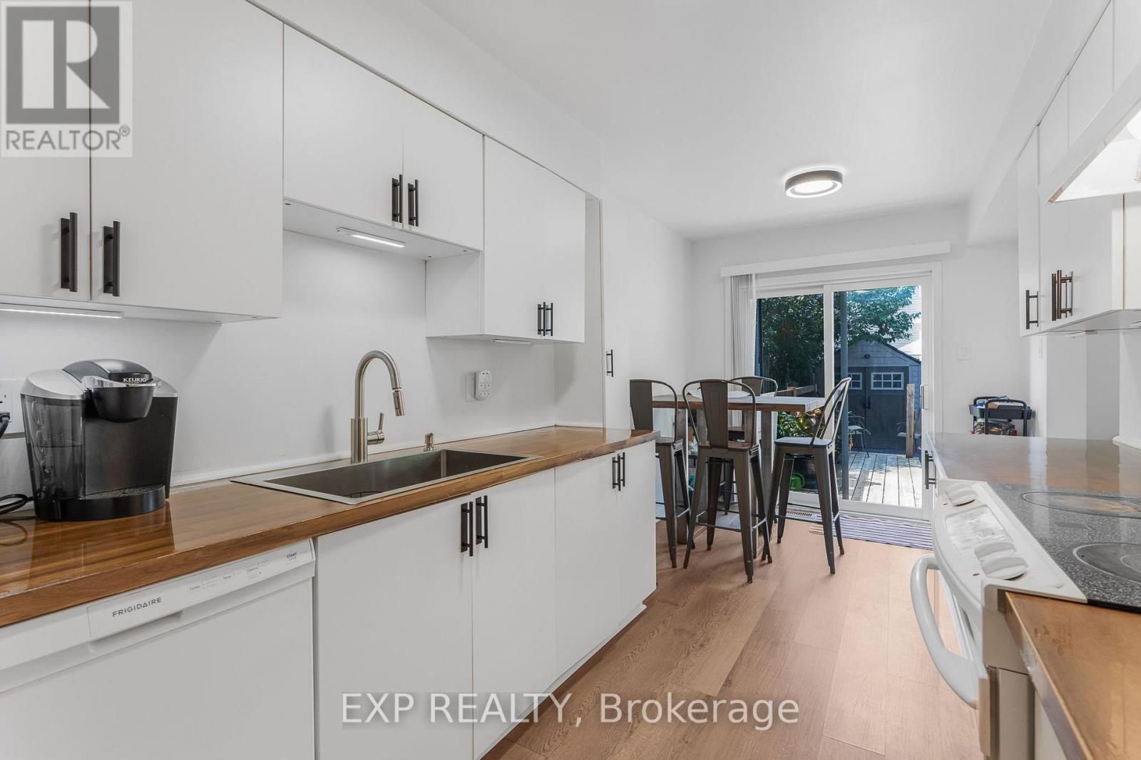 44 Tobermory Crescent