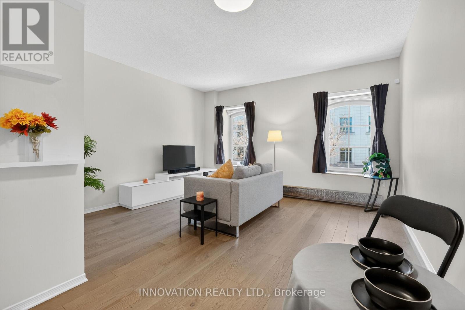 4 - 10 Clarence Street