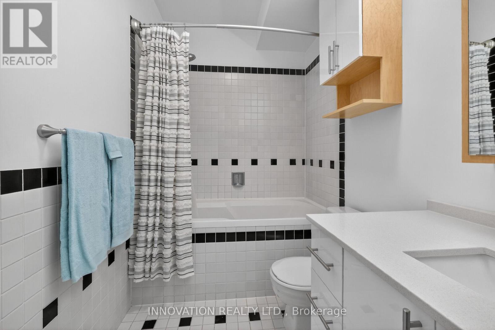 4 - 10 Clarence Street