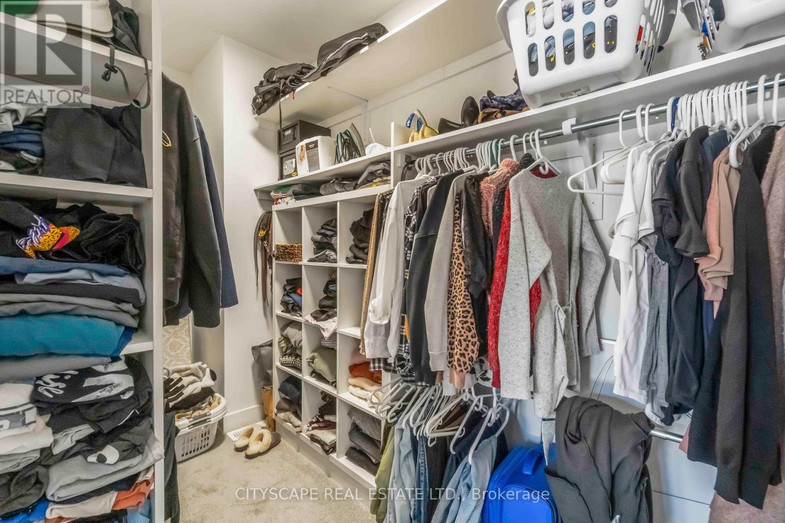 617 Kenabeek Terrace