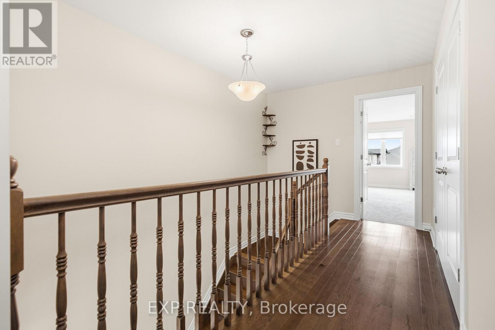 528 Fawn Valley Private