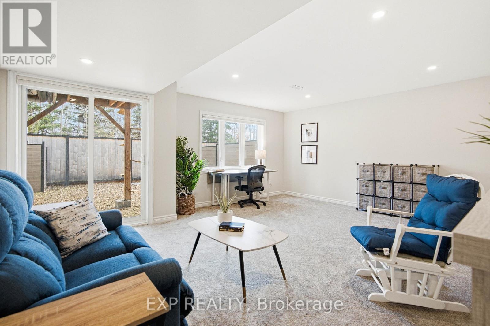 528 Fawn Valley Private