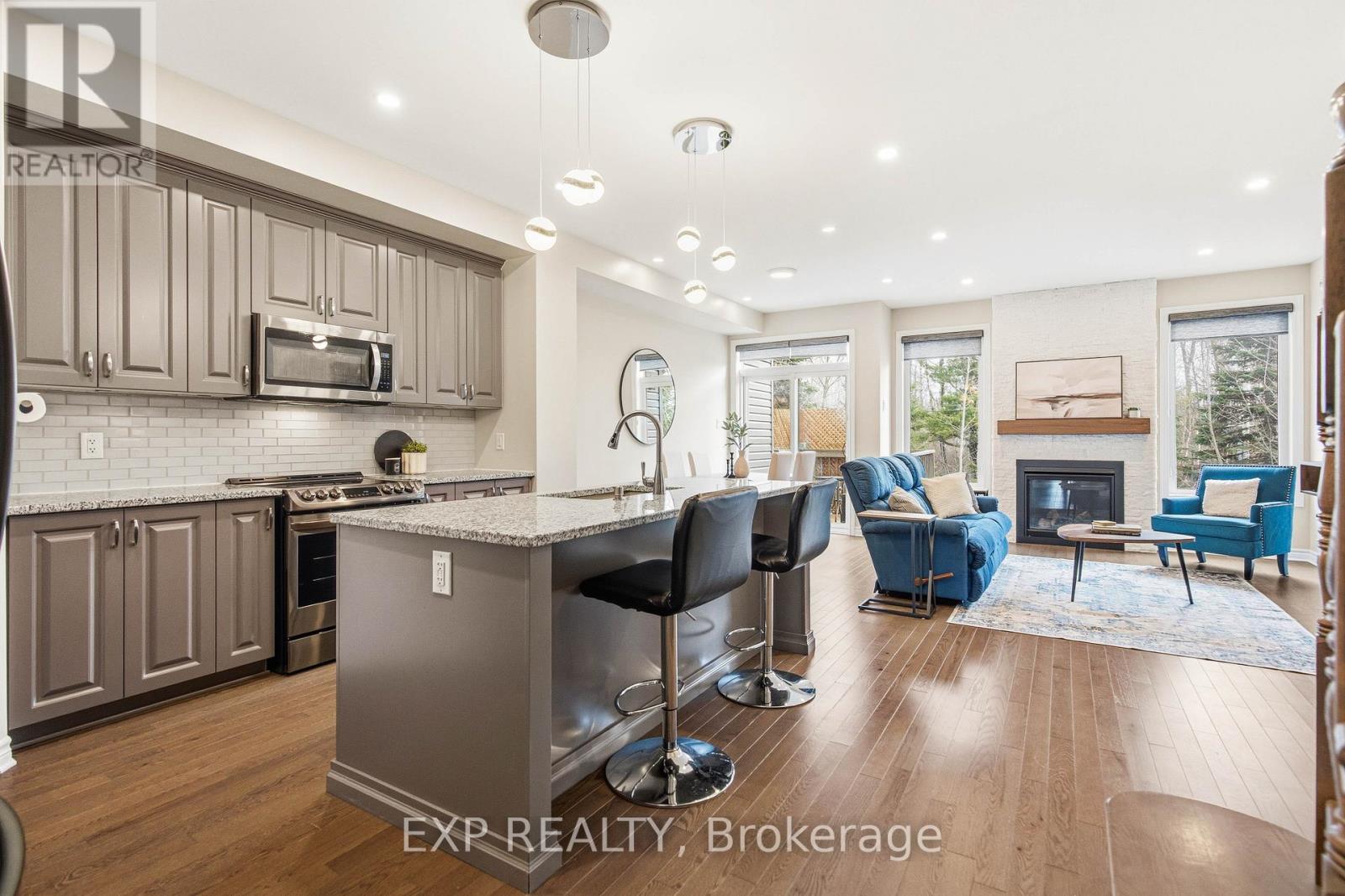 528 Fawn Valley Private