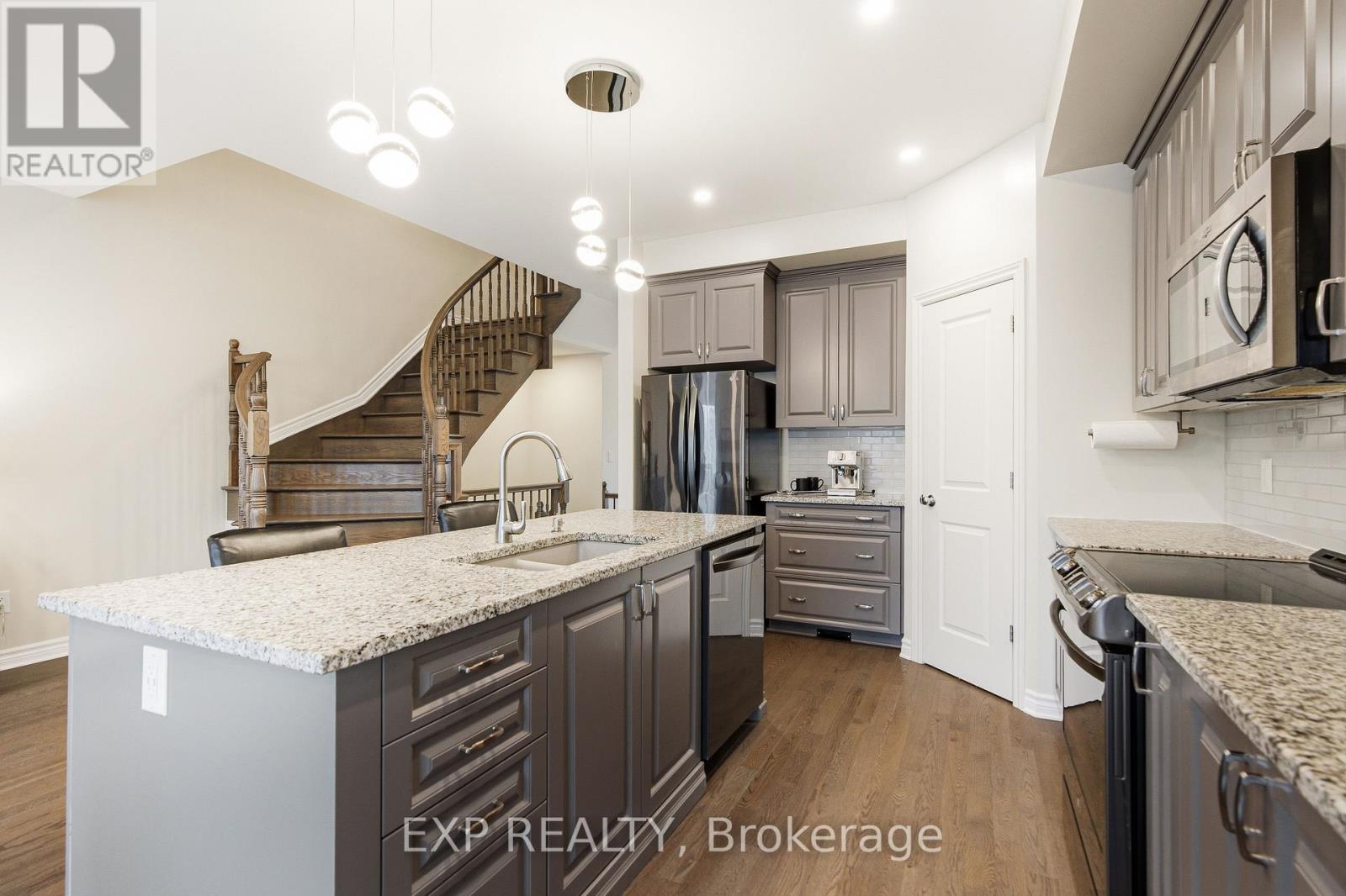 528 Fawn Valley Private