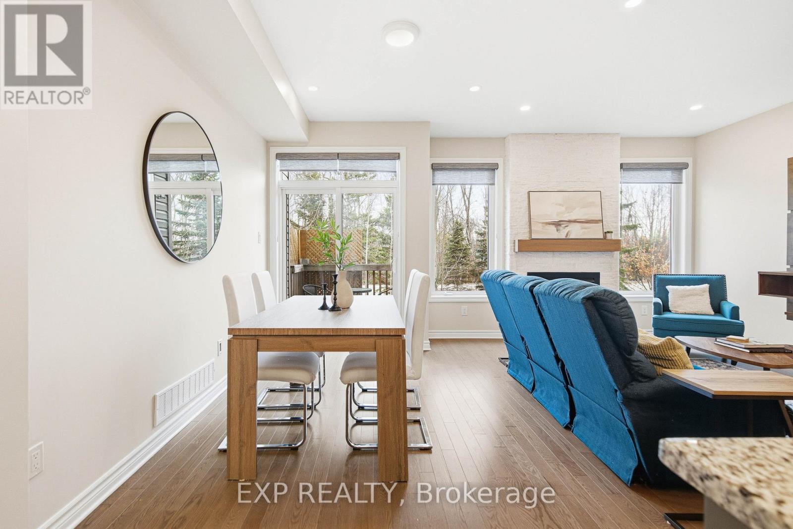 528 Fawn Valley Private