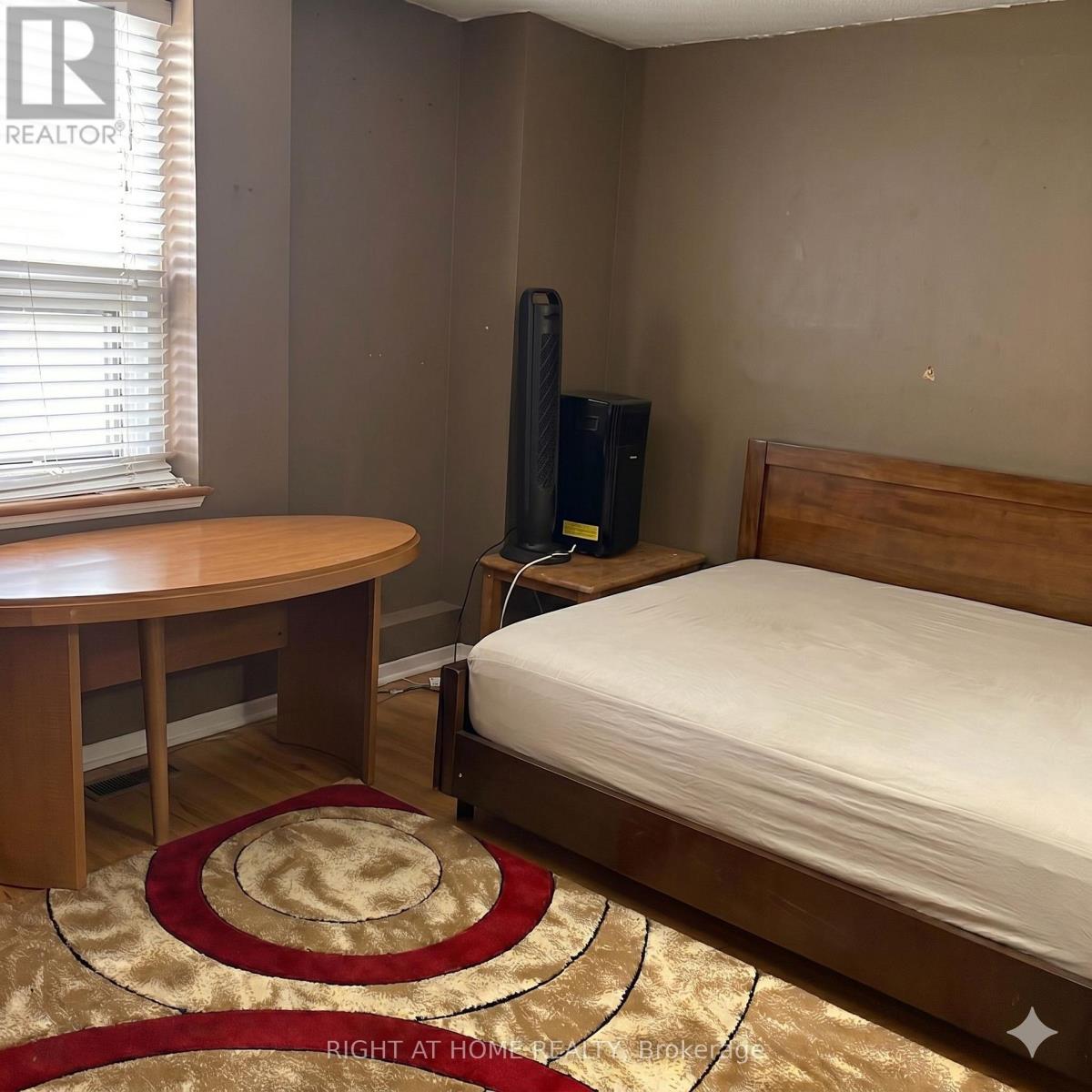 1708 - 900 Dynes Road