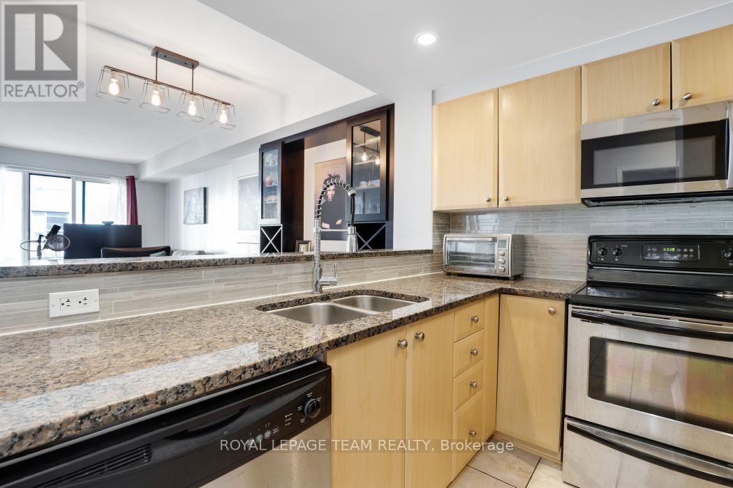 607 - 200 Besserer Street