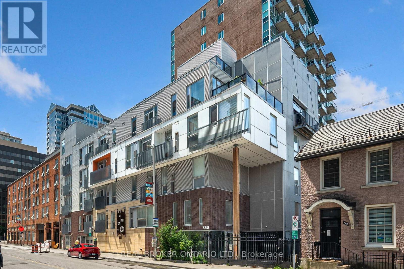 102 - 360 Cumberland Street