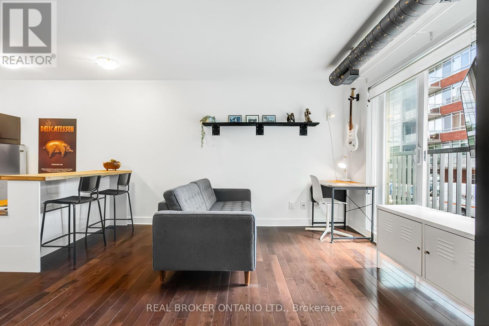 102 - 360 Cumberland Street