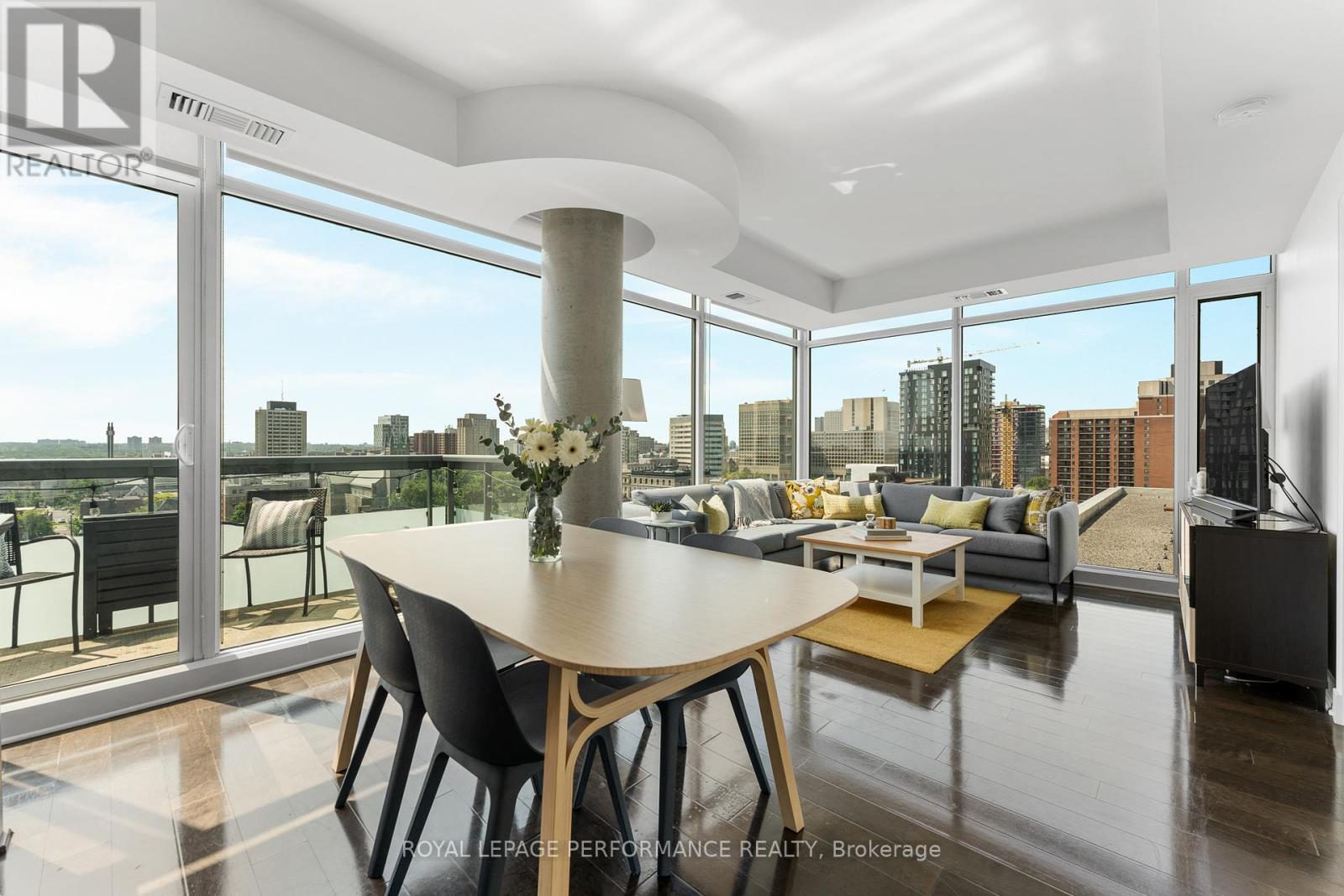 1504 - 238 Besserer Street