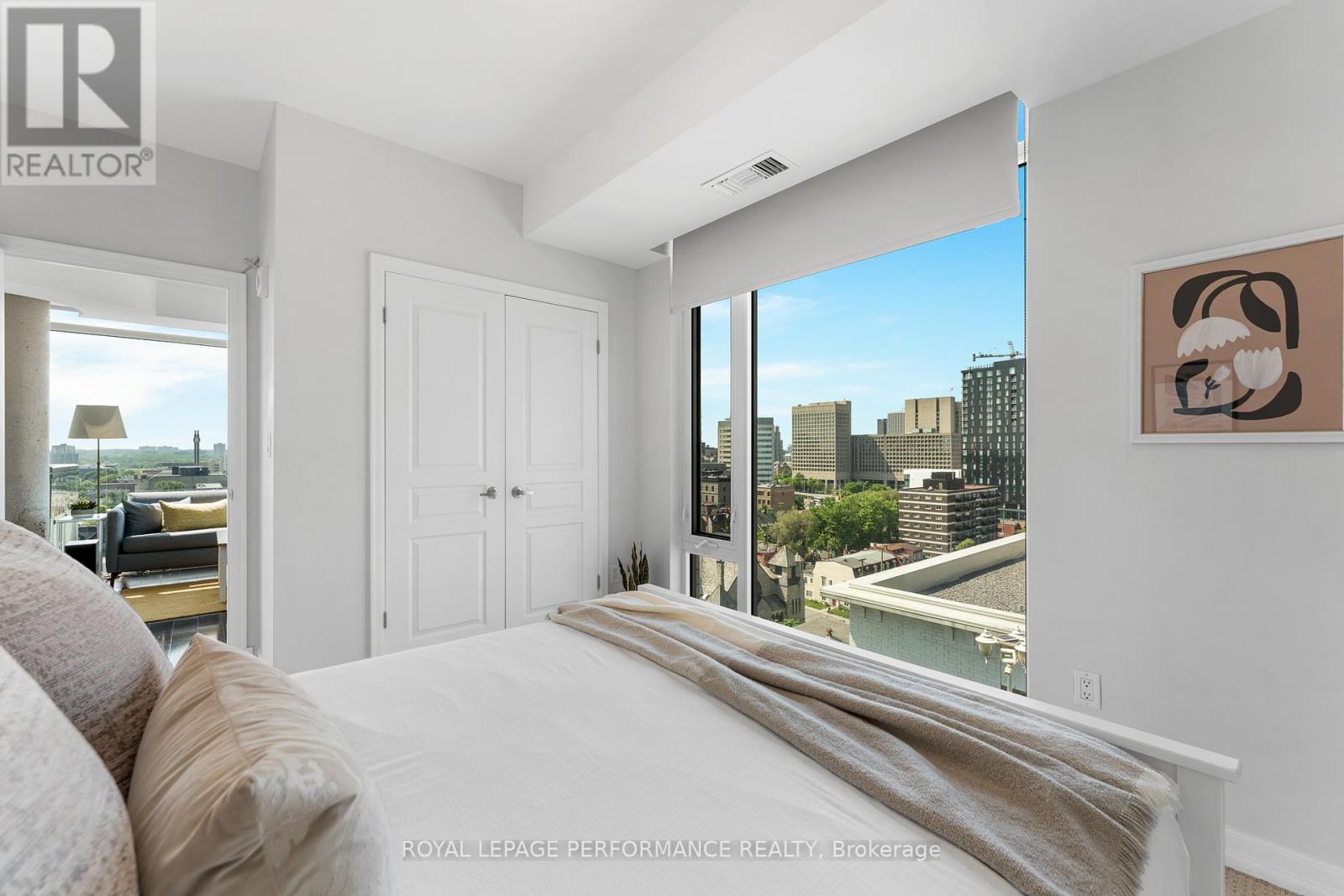 1504 - 238 Besserer Street