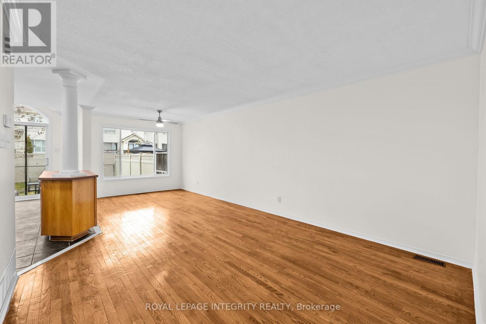 9 Flowertree Crescent