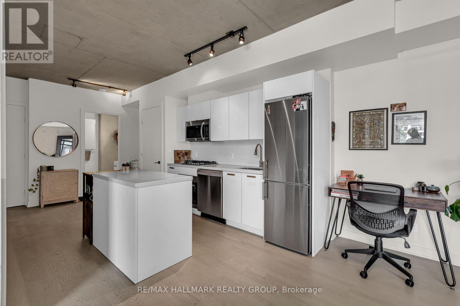 311 - 203 Catherine Street