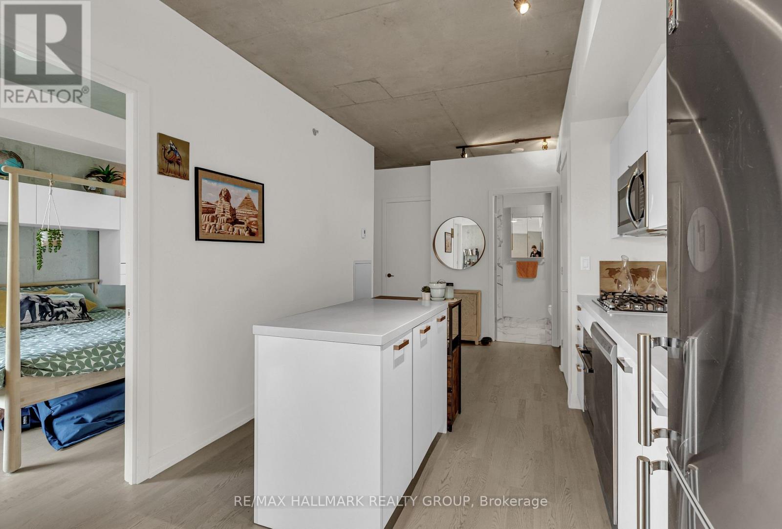 311 - 203 Catherine Street