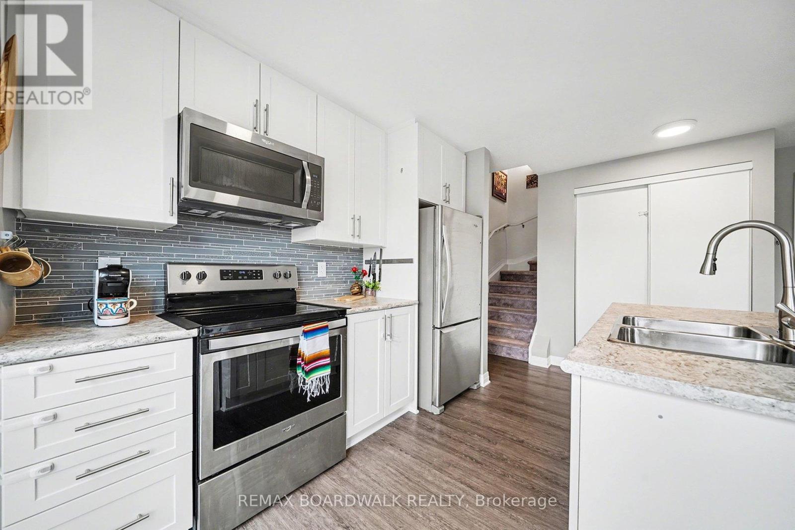 36 - 454 Via Verona Street