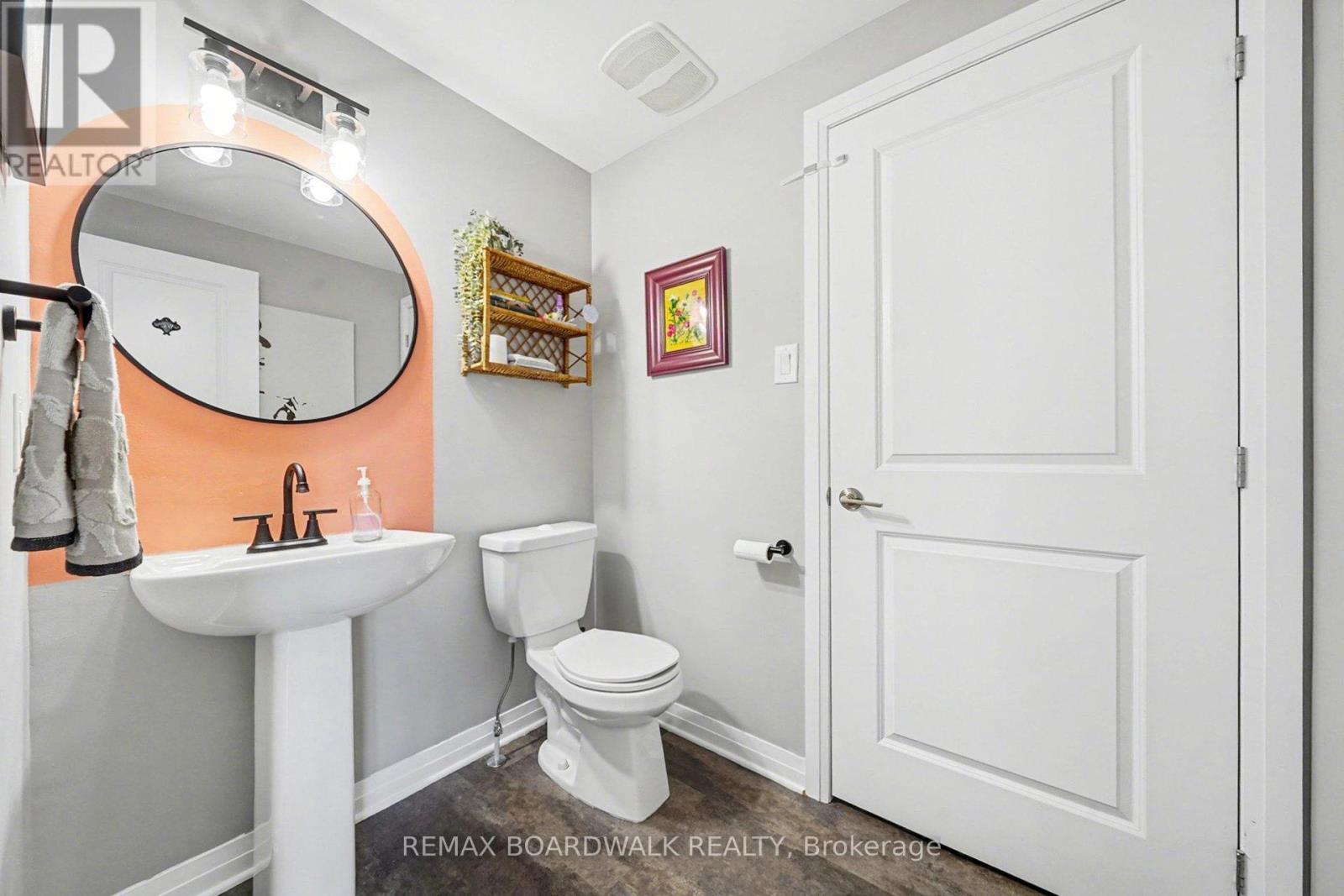 36 - 454 Via Verona Street