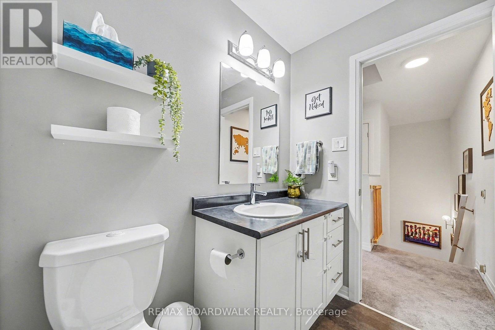 36 - 454 Via Verona Street