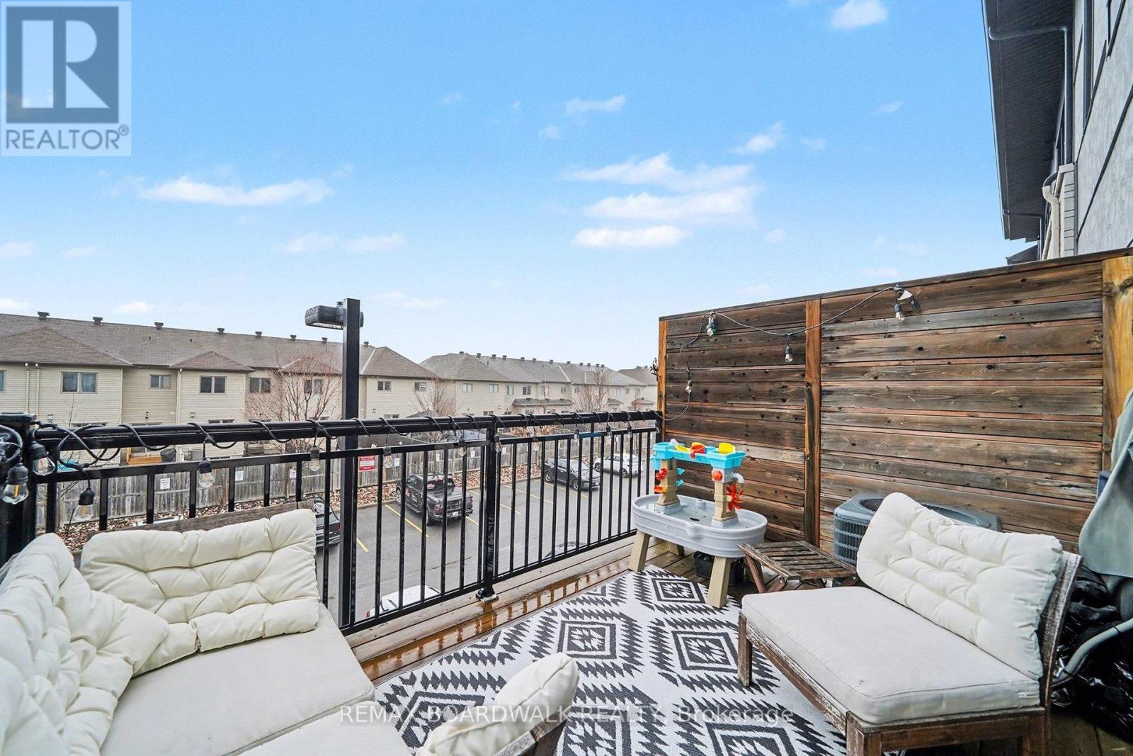 36 - 454 Via Verona Street