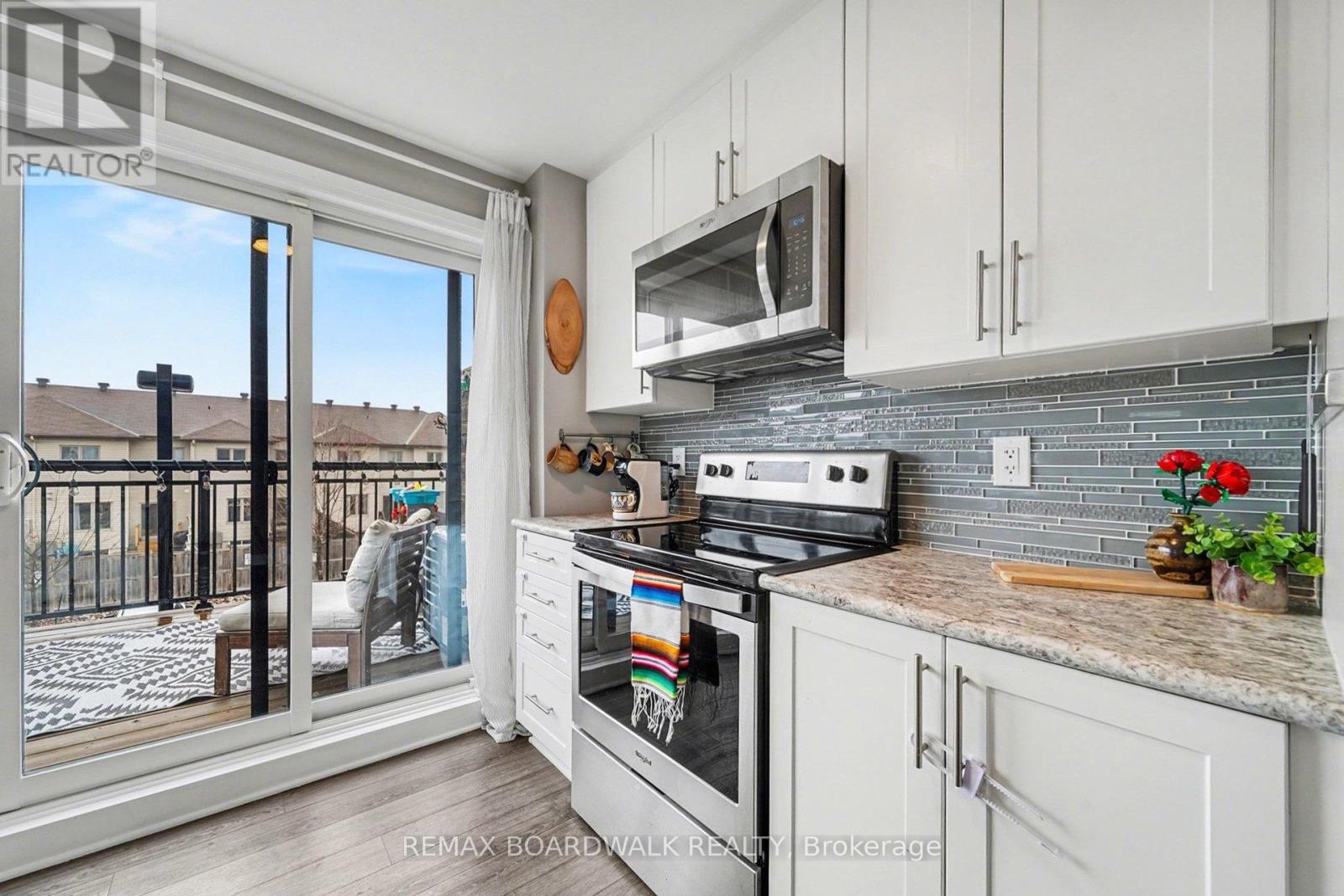 36 - 454 Via Verona Street