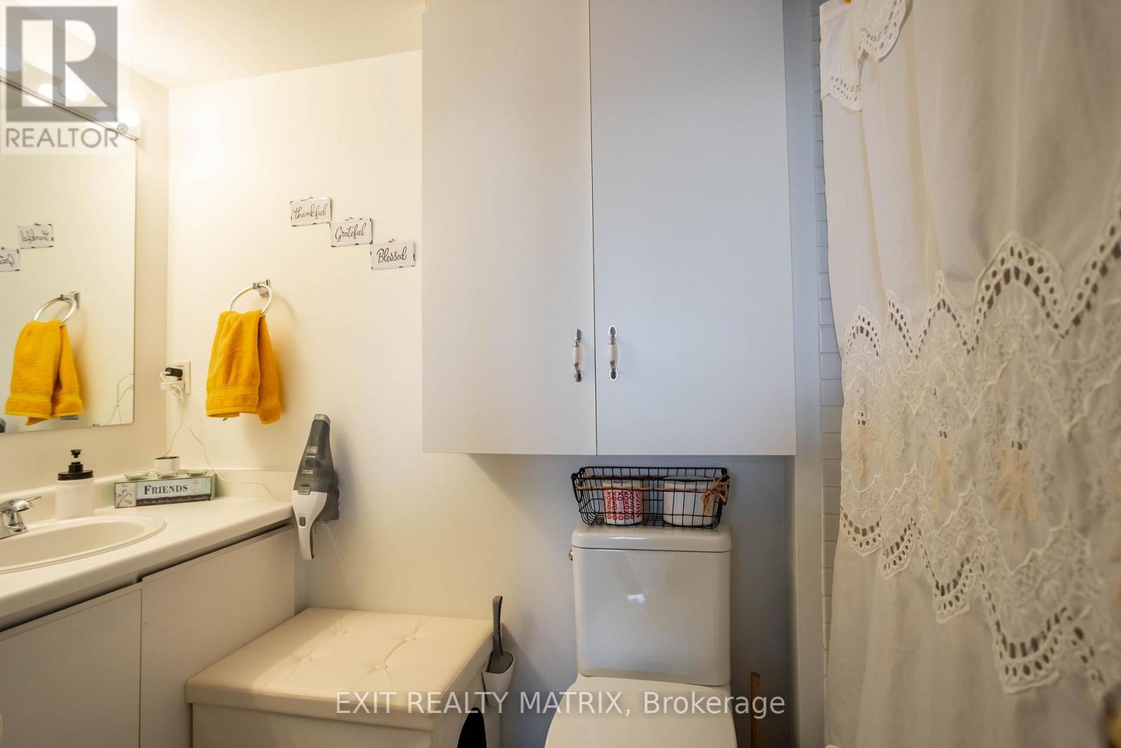 1007 - 2759 Carousel Crescent